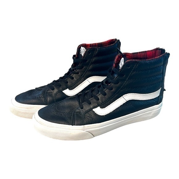 ▶️ Vans ◀️ Plaid Flannel SK8-Hi Slim Zip
Sneaker - Picture 1 of 16